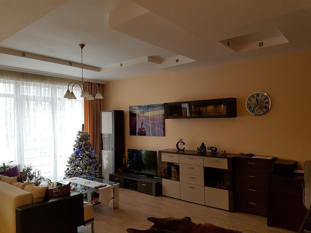 Riga airport Apartment Exteriör bild