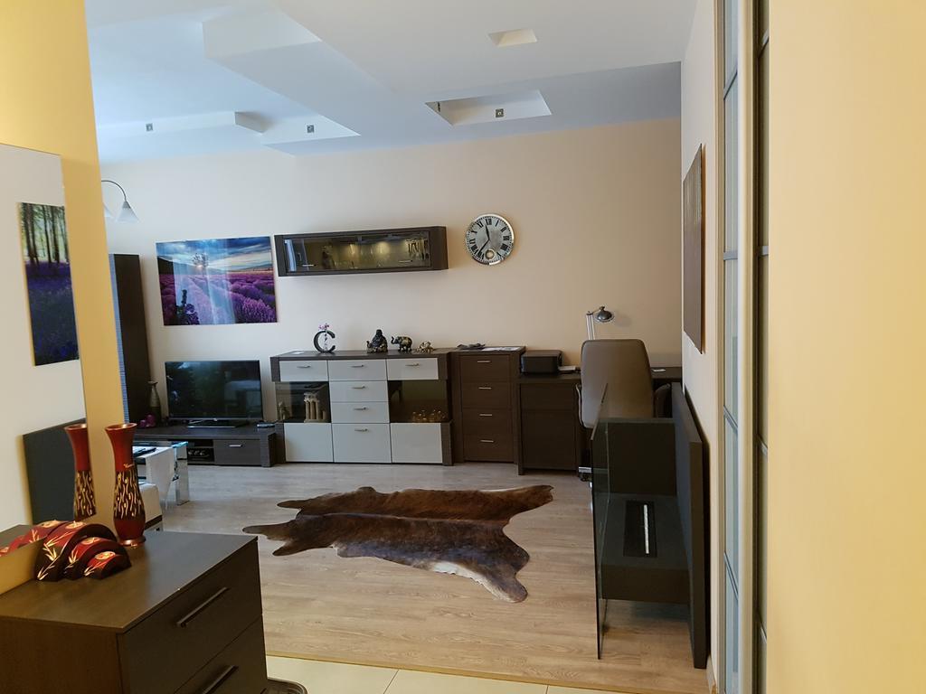 Riga airport Apartment Exteriör bild
